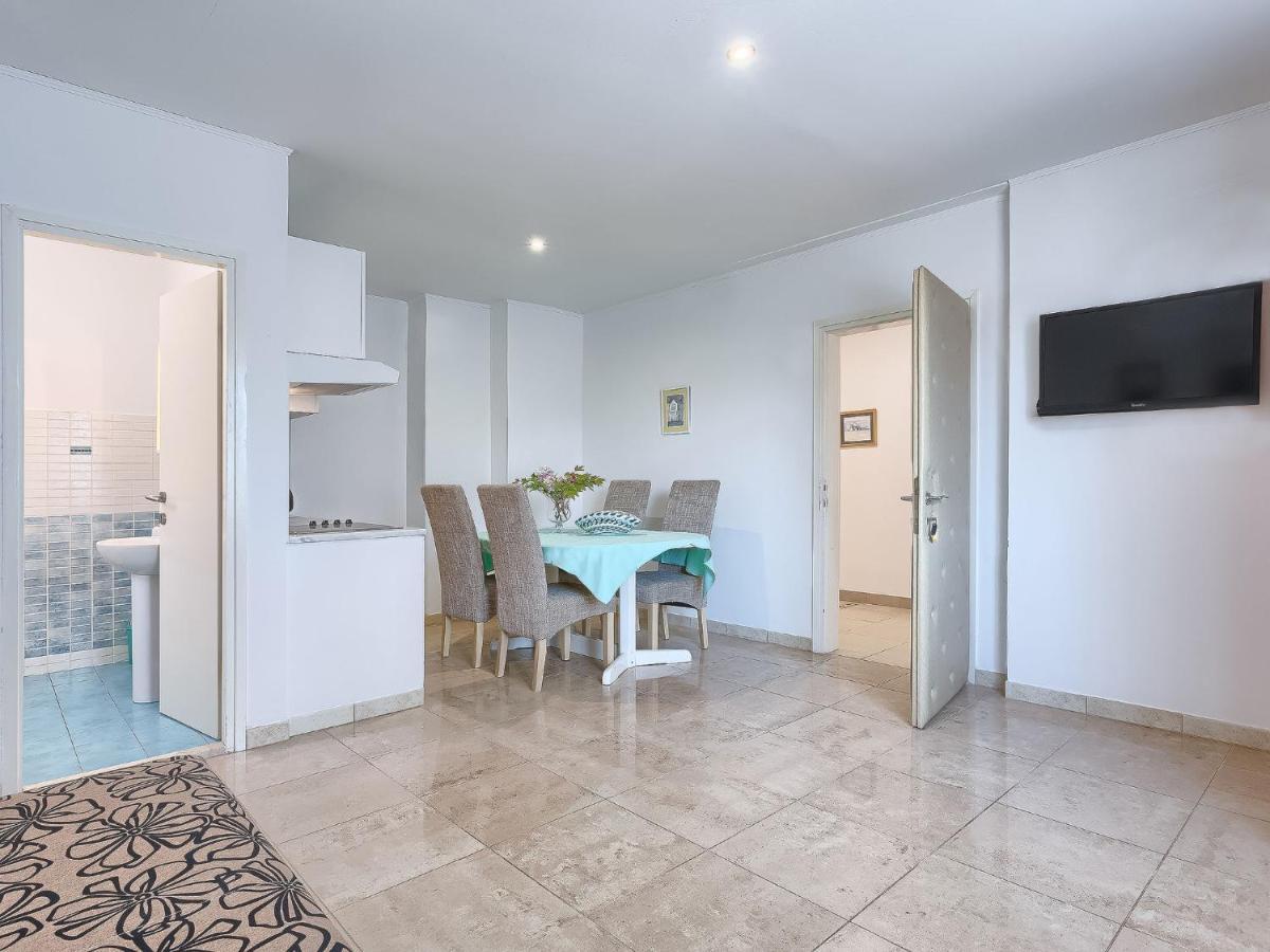 Apartment Nika-12 By Interhome Umag Luaran gambar