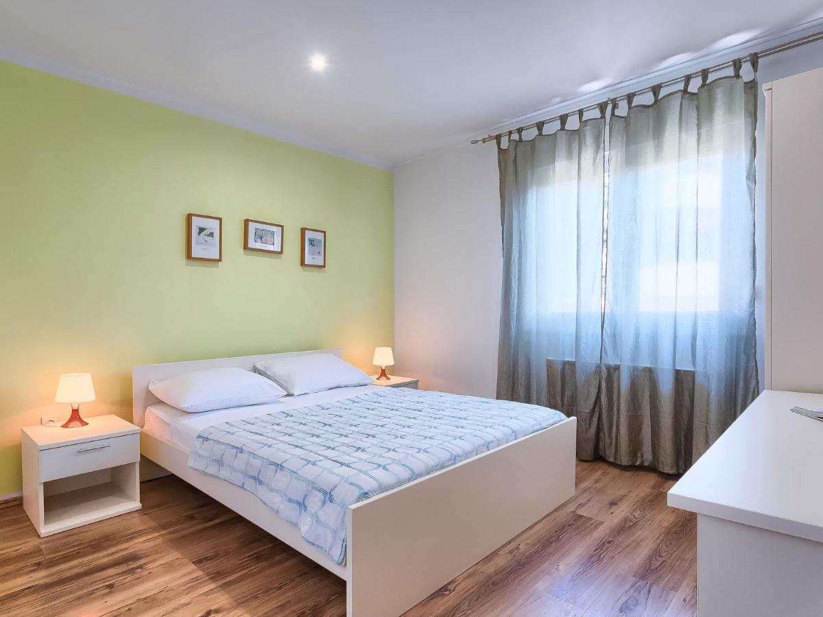 Apartment Nika-12 By Interhome Umag Luaran gambar
