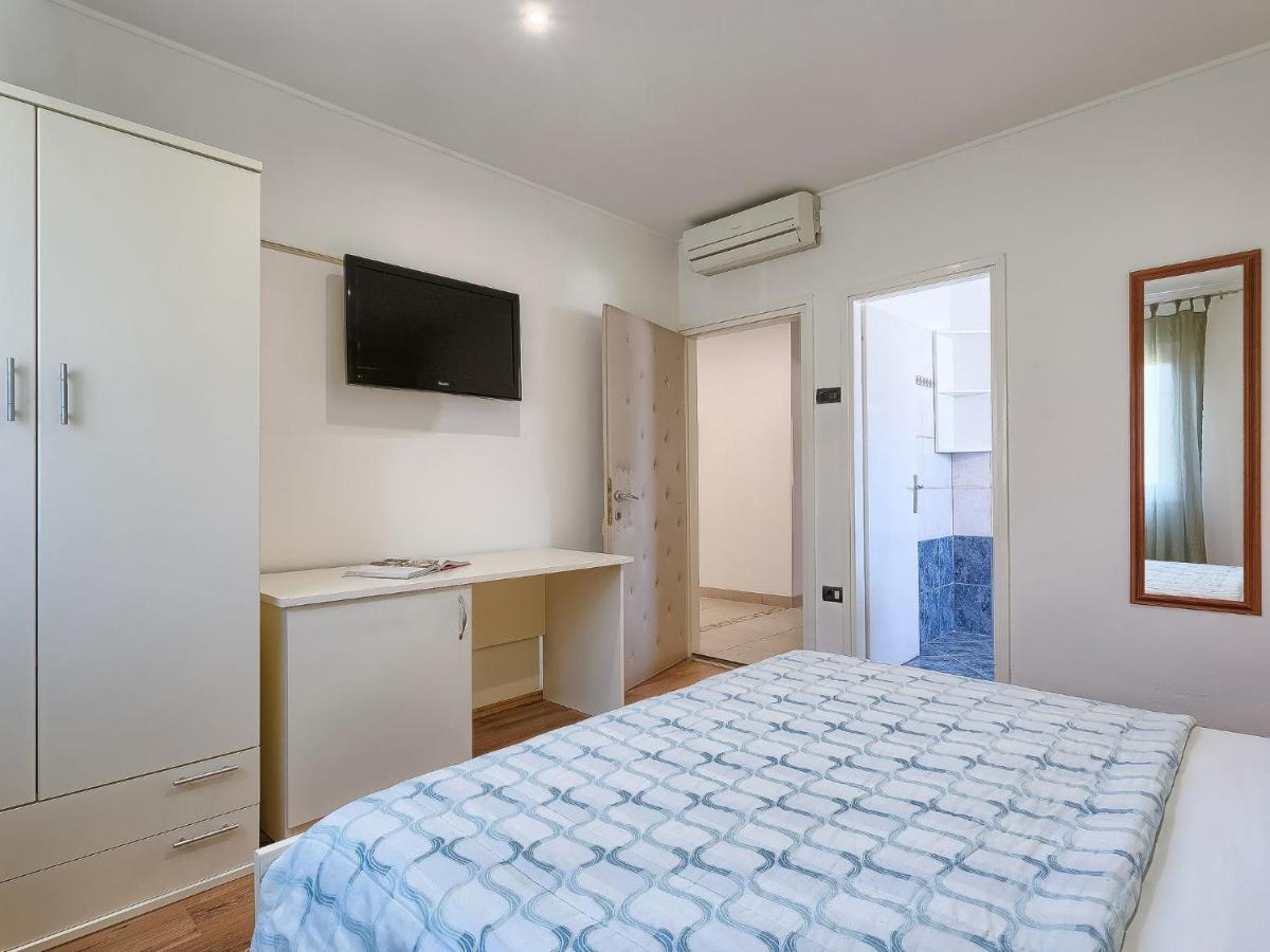 Apartment Nika-12 By Interhome Umag Luaran gambar