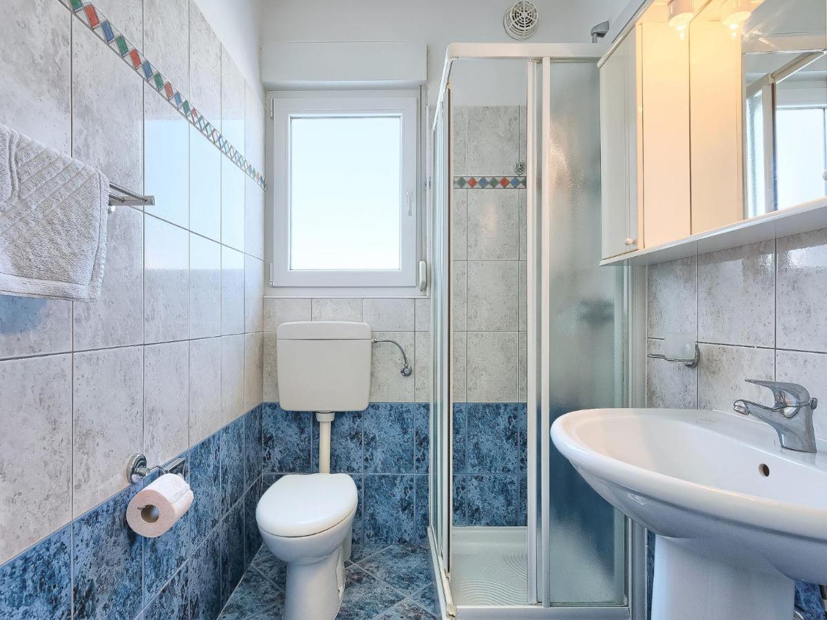 Apartment Nika-12 By Interhome Umag Luaran gambar